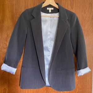 Silence & Noise gray blazer open longline like new - Urban Outfitters